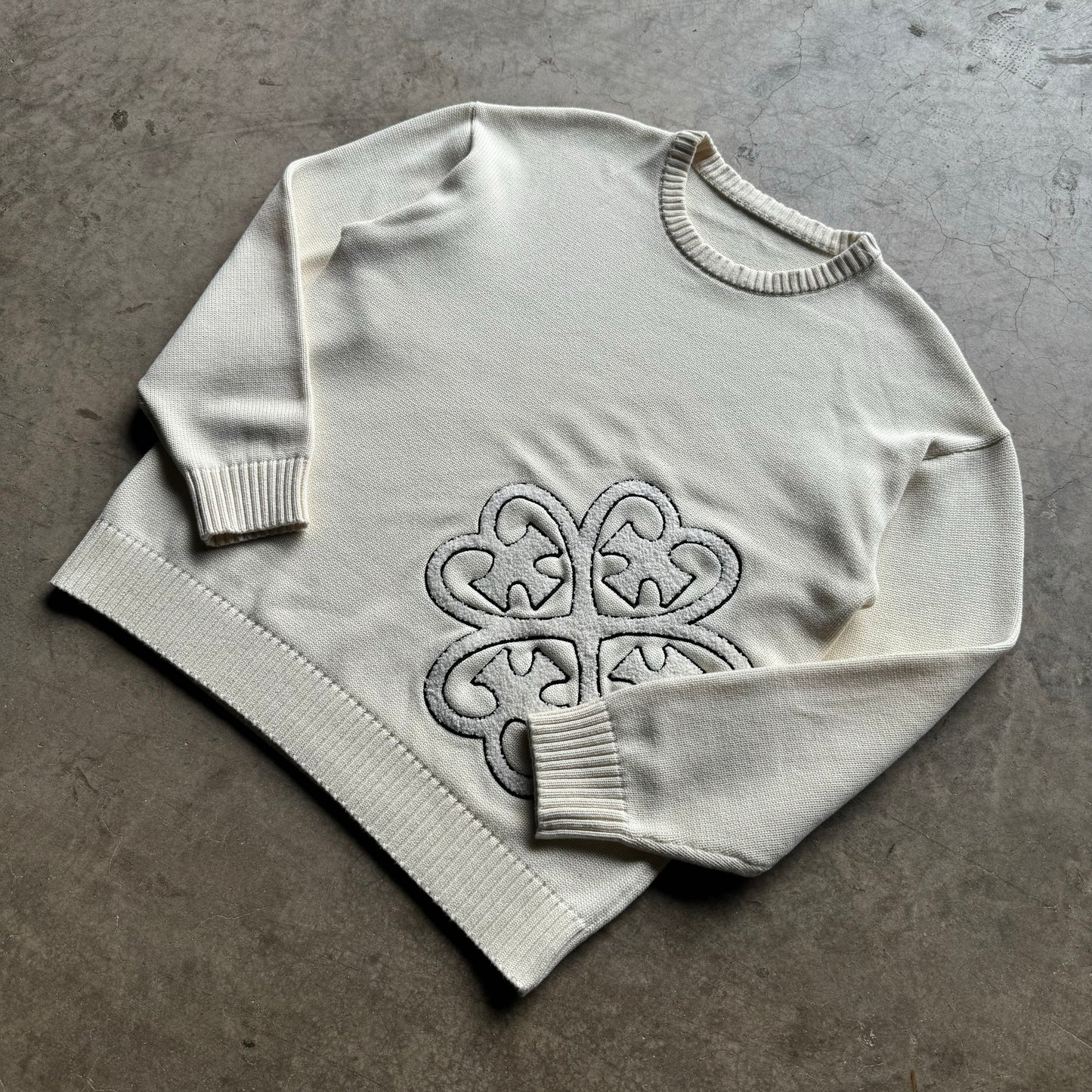 Nøuser white knit (pre made)